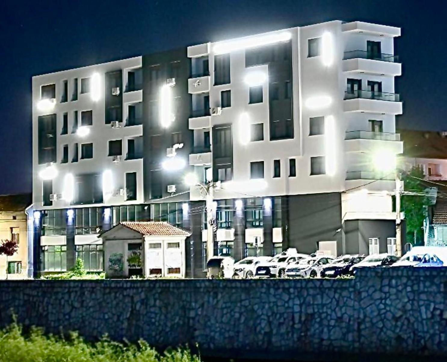 Riverside Nisz Zewnętrze zdjęcie